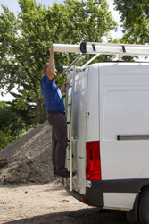 PDE ALU PD-018 Drabina na tylne drzwi VW T6