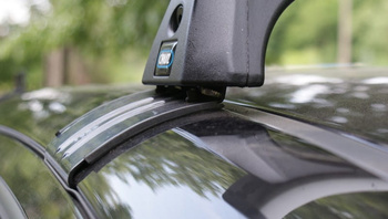 Poprzeczki dachowe Audi A6 C6 4d (04-11) CRUZ 935-437-ST120